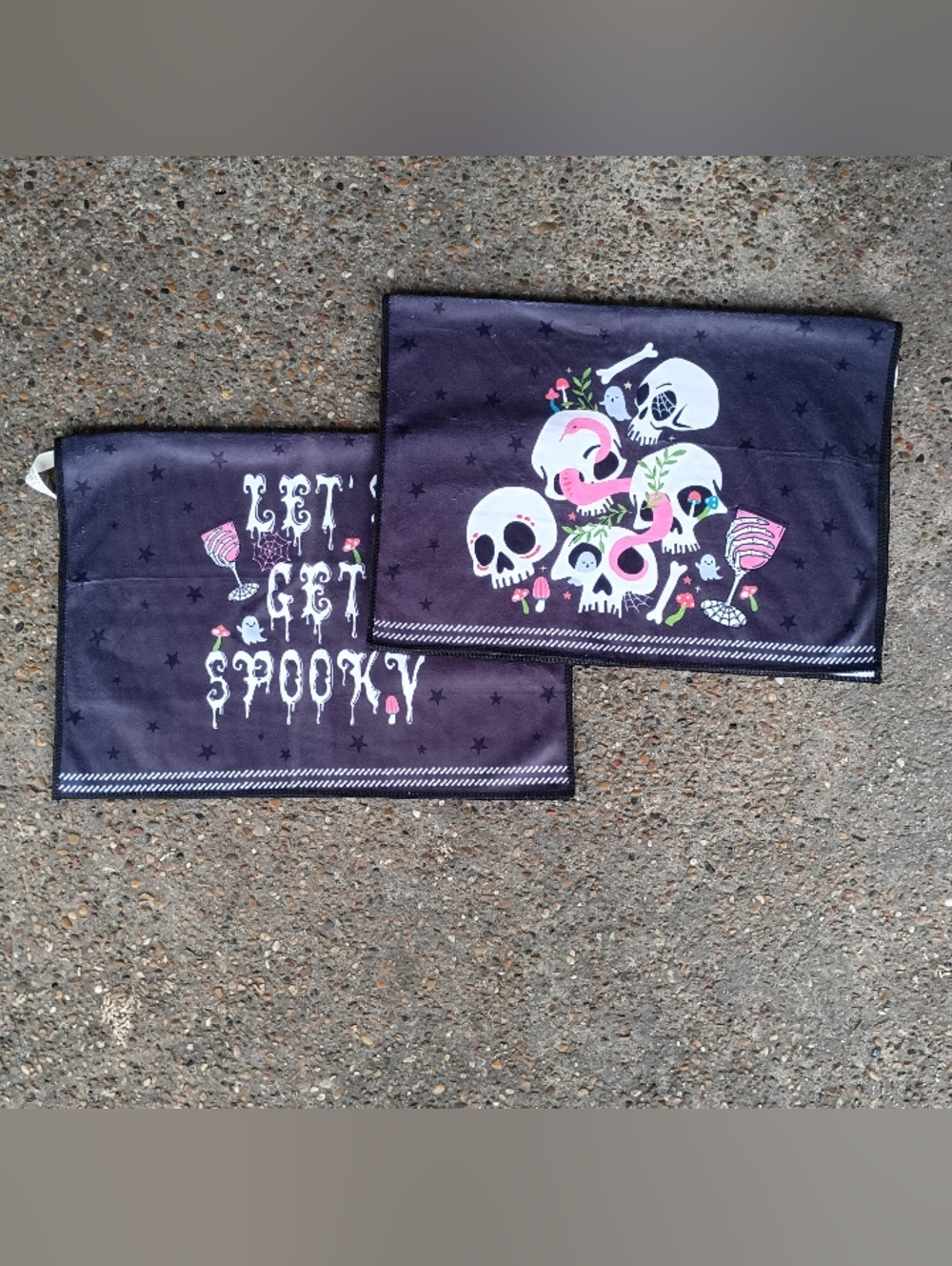 2/$20 NWT Gothic Microfiber Mini Hand Towel Halloween Set, Set Of 2